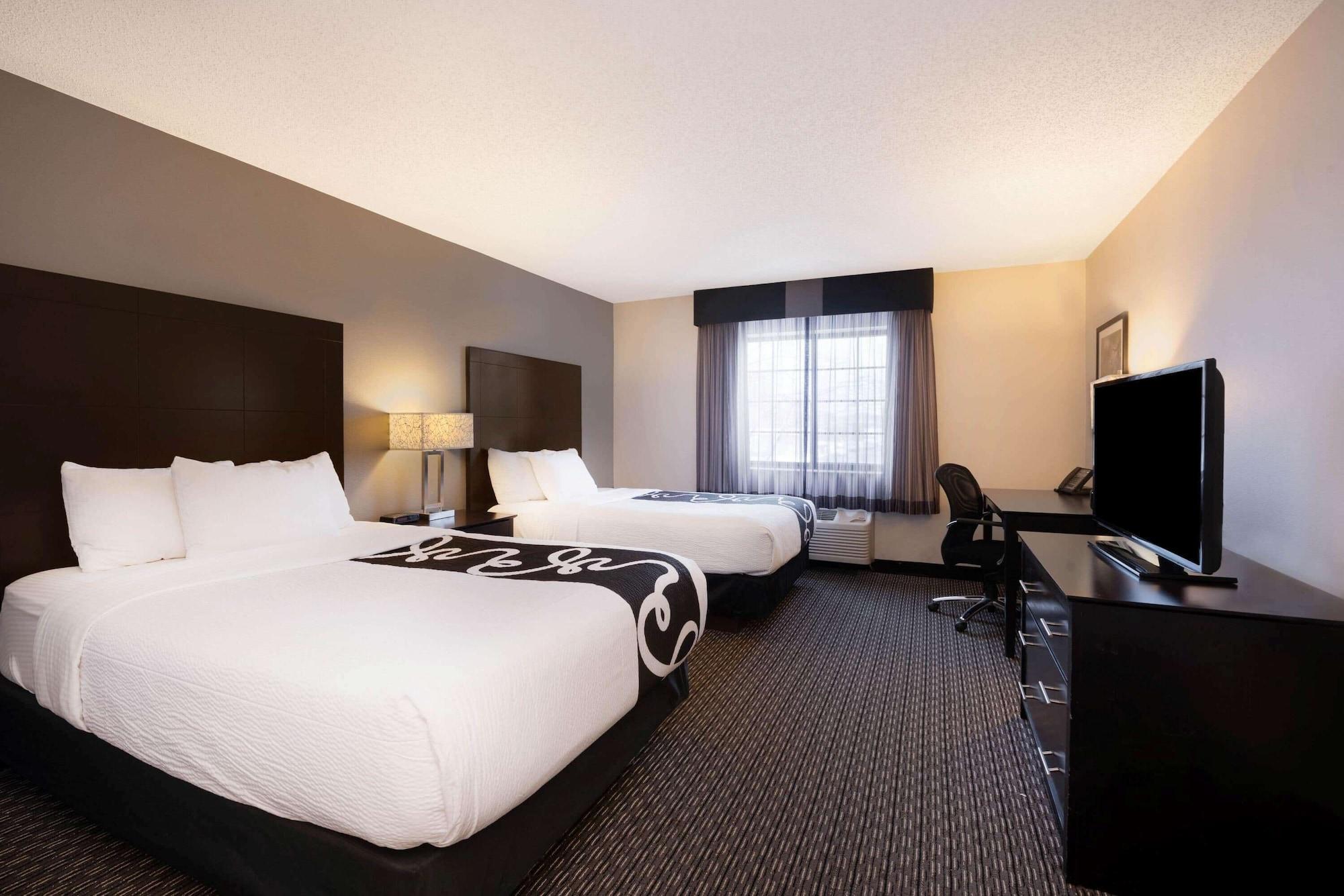 La Quinta By Wyndham Cleveland Macedonia Hotel Bagian luar foto
