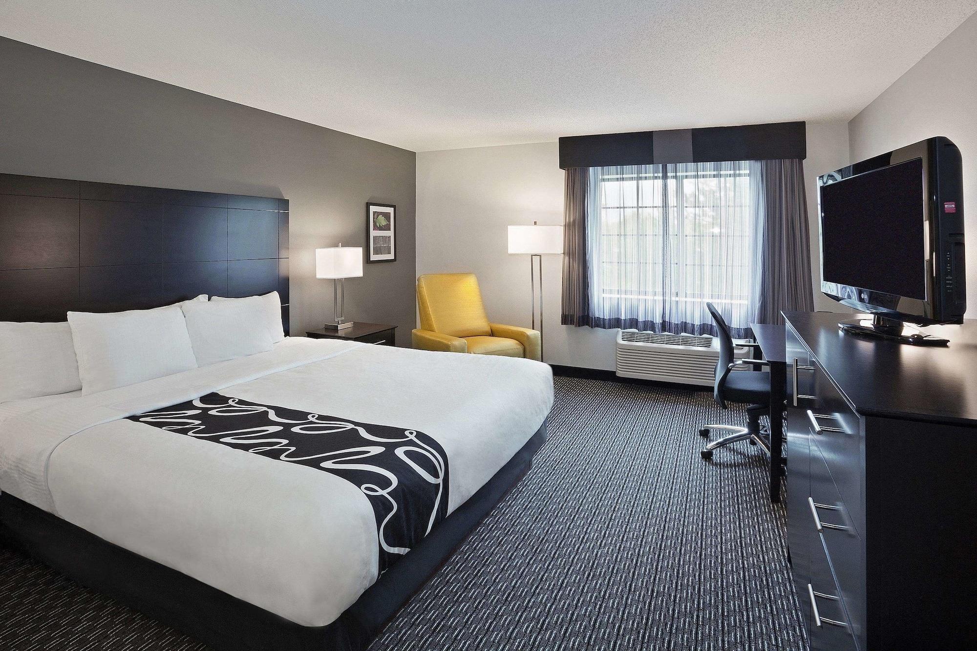 La Quinta By Wyndham Cleveland Macedonia Hotel Bagian luar foto