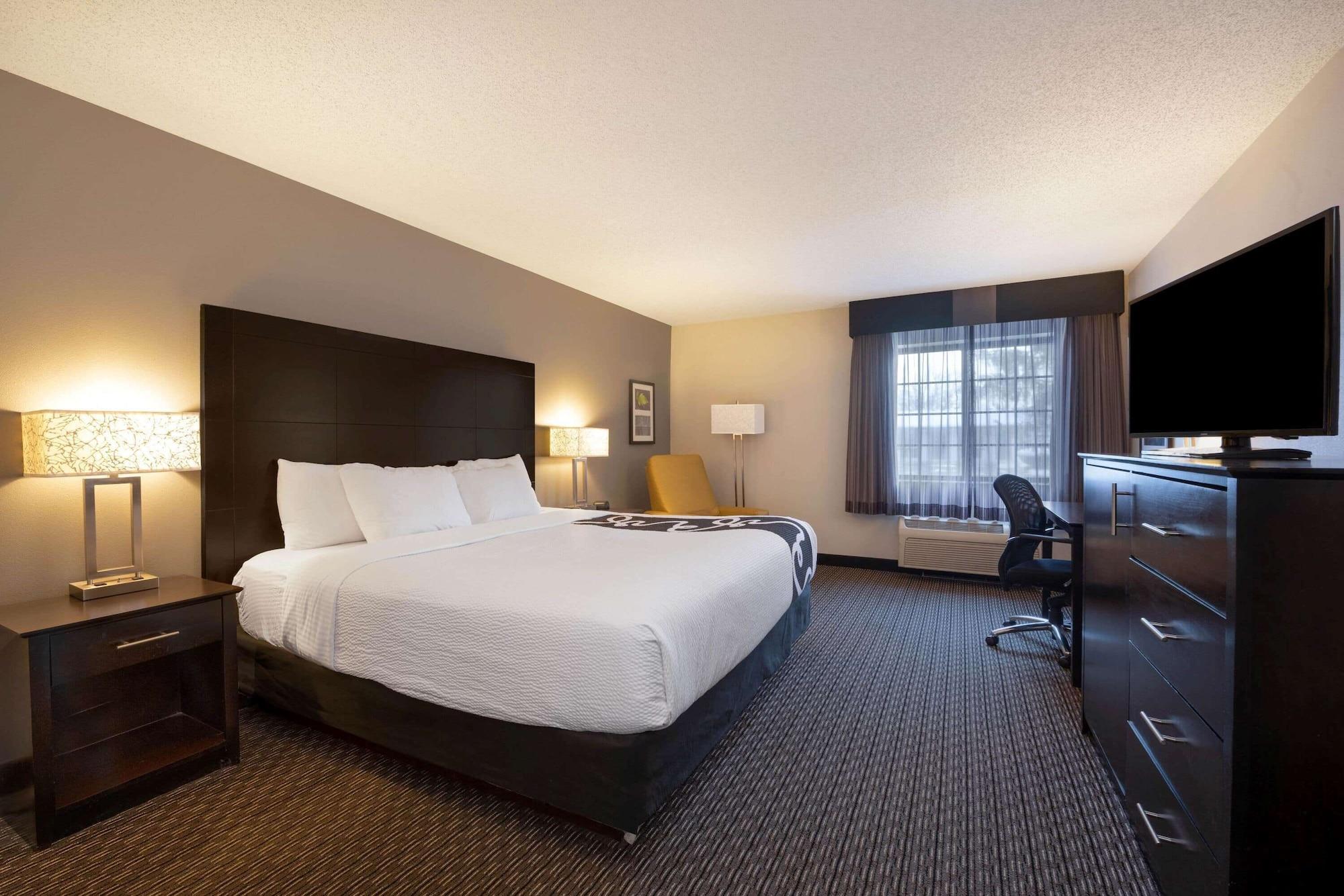 La Quinta By Wyndham Cleveland Macedonia Hotel Bagian luar foto