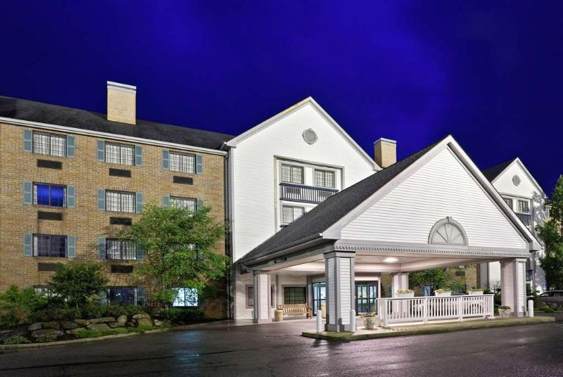 La Quinta By Wyndham Cleveland Macedonia Hotel Bagian luar foto